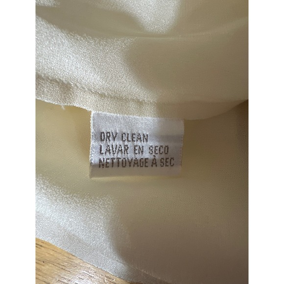 Jones New York Blouse Silk Embroidered Blouse Cream Quiet Luxury Feminine 12 - Picture 5 of 5